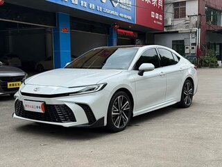 2025 Toyota Camry IX (XV80) China Market, белый, 4240077 рублей, вид 1