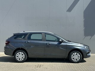 2026 Lada (ВАЗ) Vesta SW I Рестайлинг (NG), серый, 1835000 рублей, вид 4