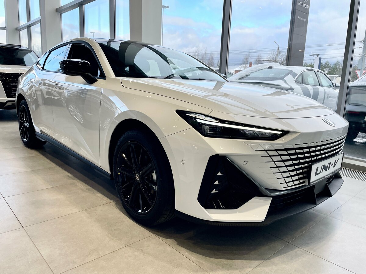 Changan UNI-V I