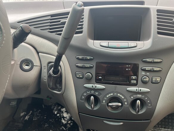 2002 Toyota Prius I Рестайлинг (XW10), серый, 400000 рублей - вид 7