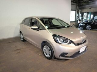 2022 Honda Fit IV Рестайлинг, бежевый, 950000 рублей, вид 1