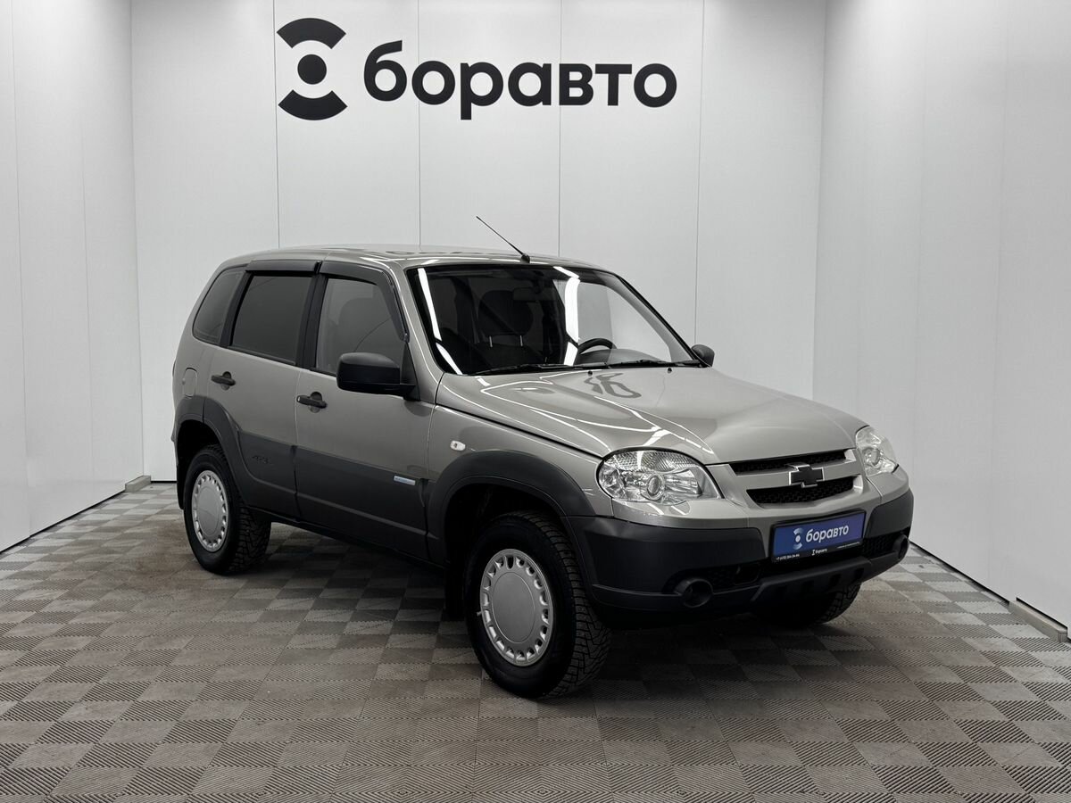 Chevrolet Niva I