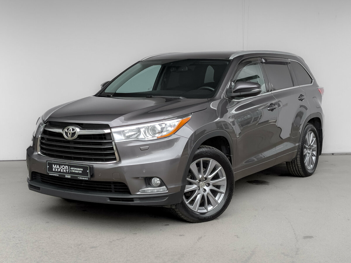 Toyota Highlander III (U50)