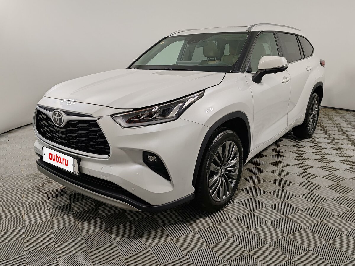 Toyota Highlander IV (XU70)