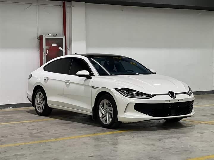 Volkswagen Lamando I Рестайлинг