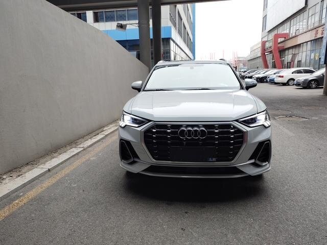 Audi Q3 II (F3)