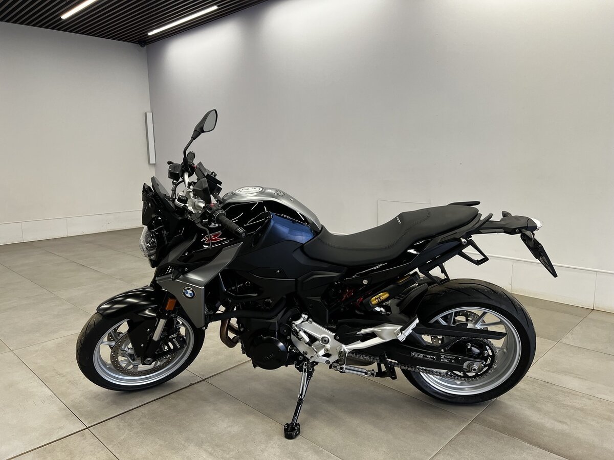 BMW F 900 R