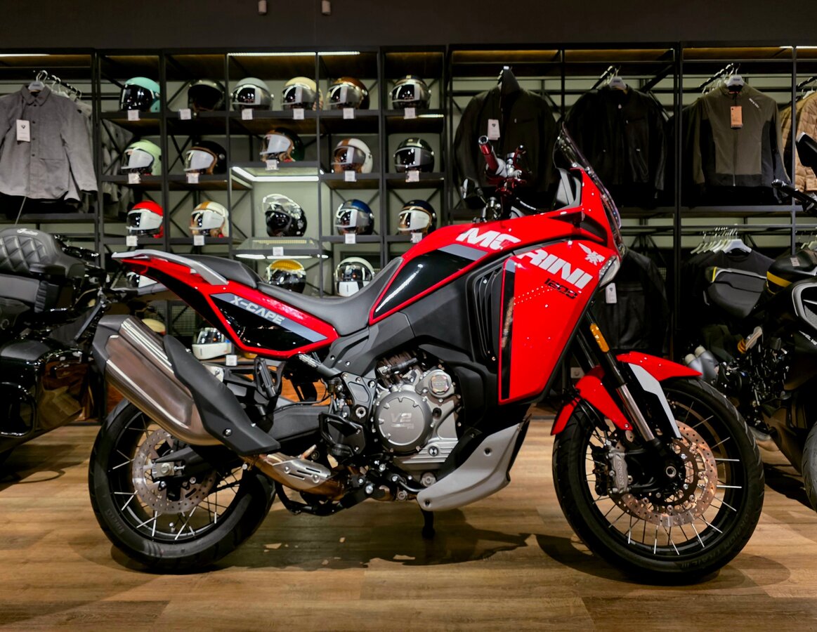 Moto Morini X-CAPE