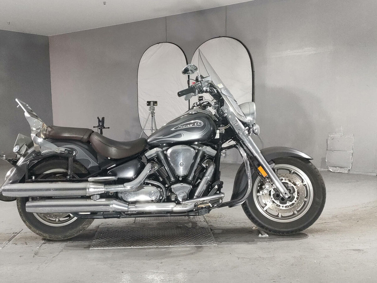 Yamaha XV 1700 Road Star