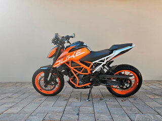 KTM 390 Duke