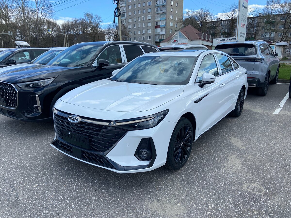 Chery Arrizo 8
