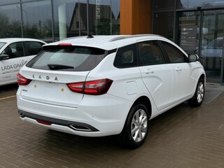 2026 Lada (ВАЗ) Vesta SW I Рестайлинг (NG), белый, 1972000 рублей, вид 5
