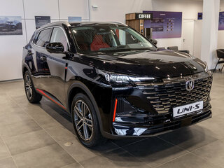 2025 Changan UNI-S I, серый, 3148101 рублей, вид 2