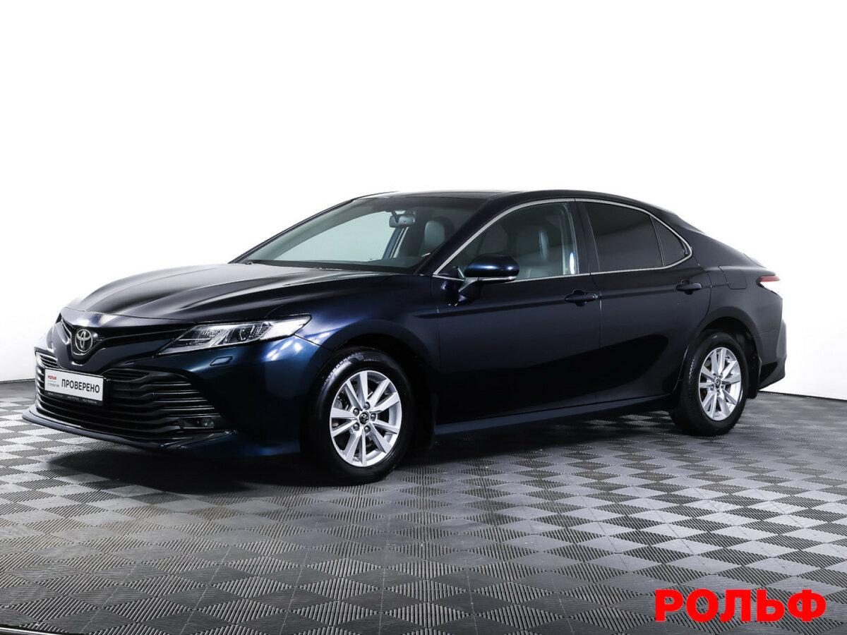Toyota Camry VIII (XV70)