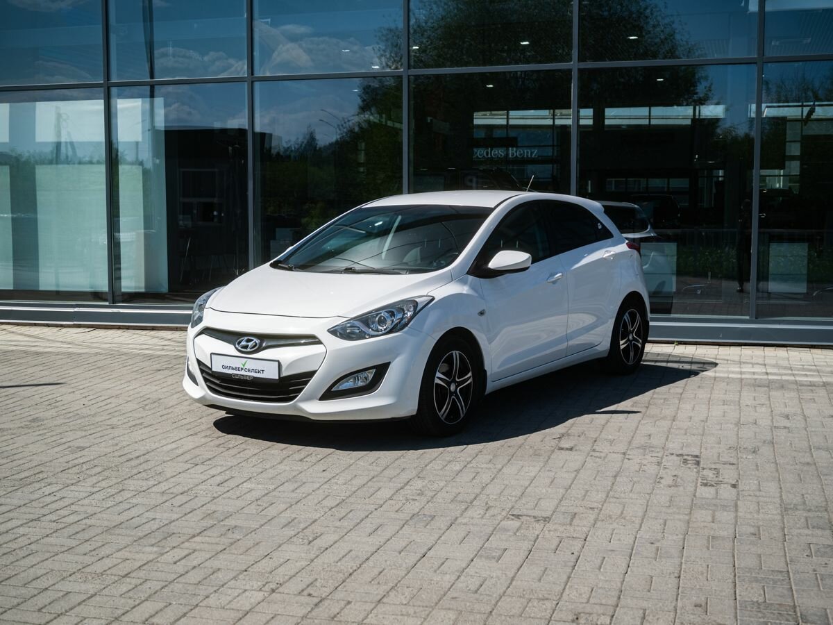 Hyundai i30 II