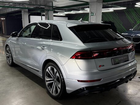 2024 Audi Q8 50 TDI I (4M) Рестайлинг, серебристый, 13100000 рублей, вид 4