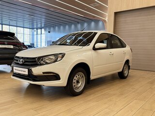 2026 Lada (ВАЗ) Granta I Рестайлинг, белый, 1017000 рублей, вид 1