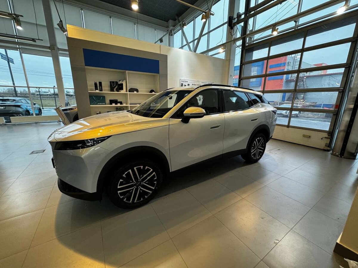 Omoda C7