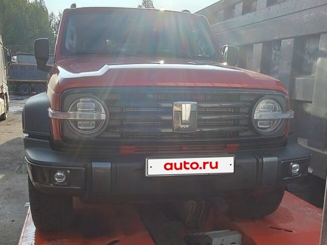 Tank 300 I