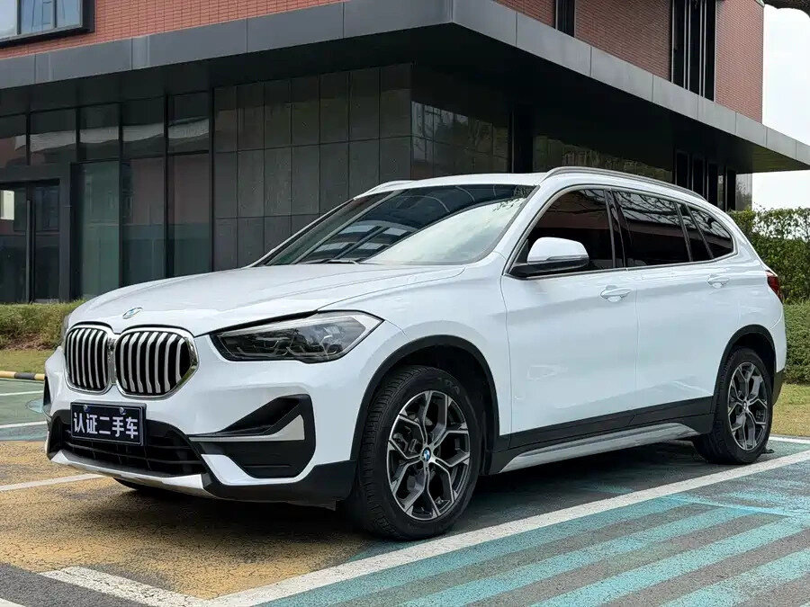 BMW X1 Long 20Li sDrive II (F48) Рестайлинг