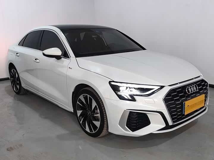 Audi A3 35 TFSI IV (8Y)