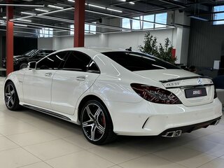 2014 Mercedes-Benz CLS AMG 63 AMG S II (W218) Рестайлинг, белый, 5200000 рублей, вид 3