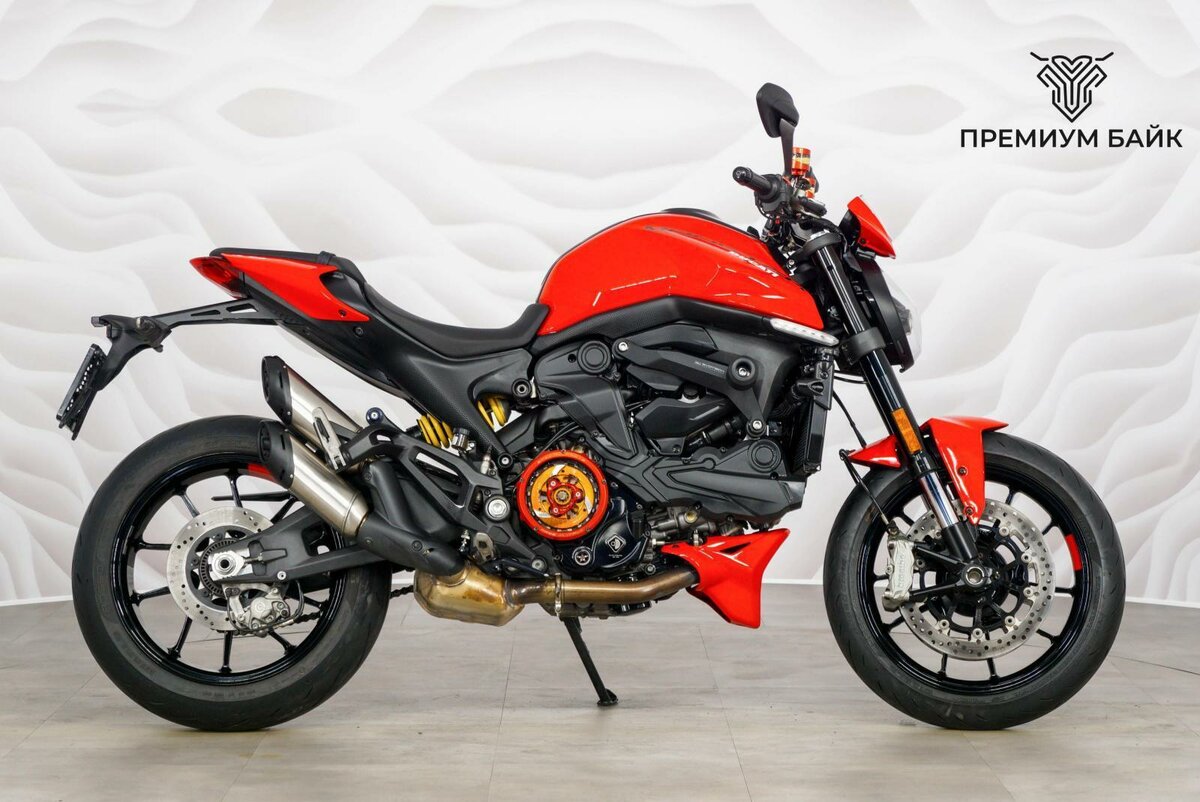 Ducati Monster 937