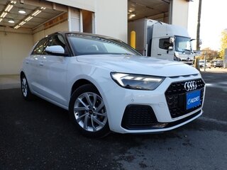 2022 Audi A1 25 TFSI II (GB), белый, 1350005 рублей, вид 1