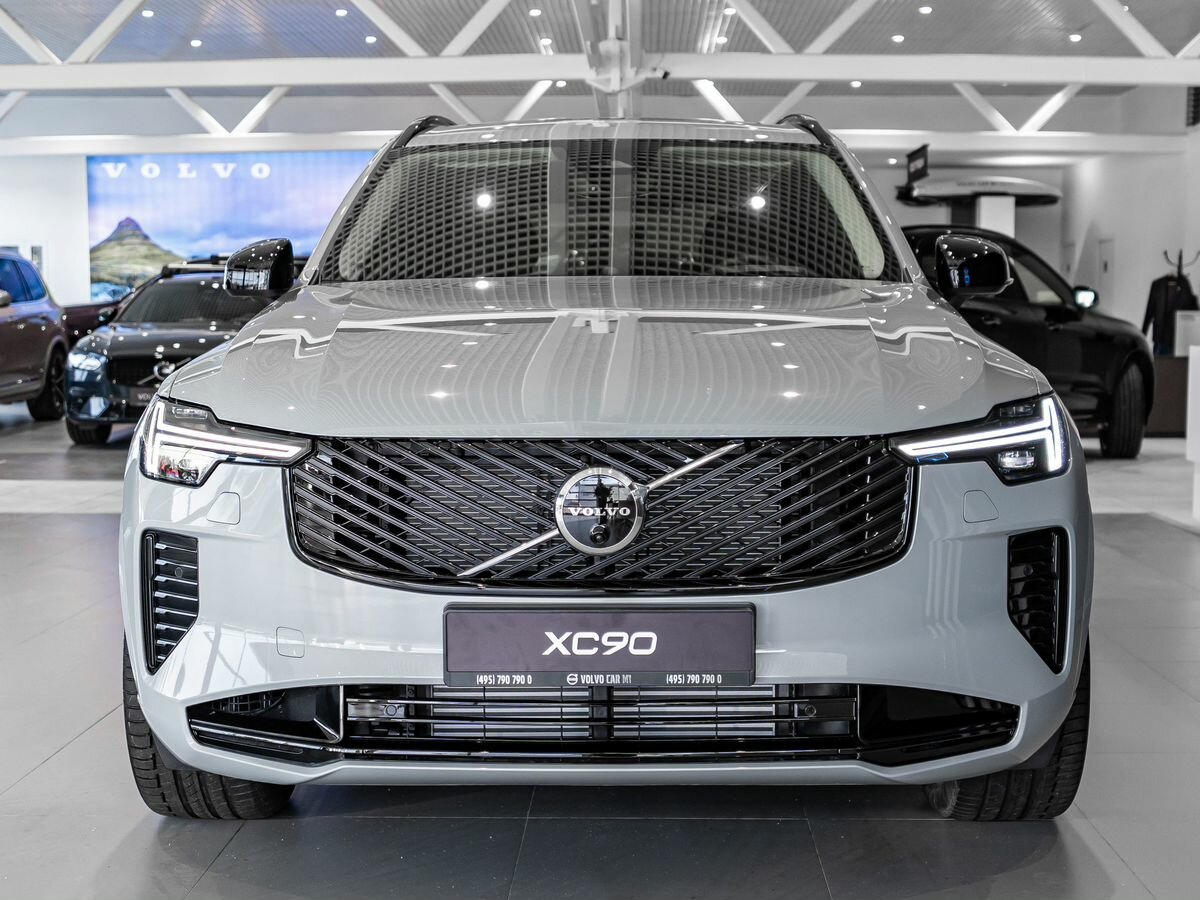 Volvo XC90 B5 II Рестайлинг 2