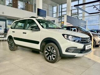 2026 Lada (ВАЗ) Granta Cross I Рестайлинг, белый, 1226000 рублей, вид 3