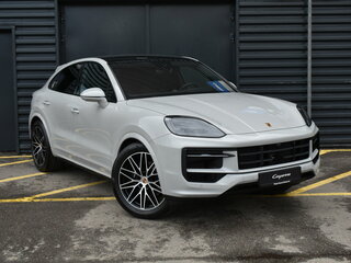 2025 Porsche Cayenne Coupé III Рестайлинг, серый, 18490000 рублей, вид 3