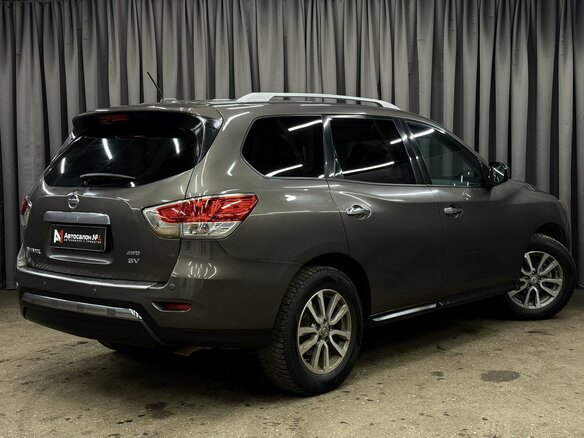 2016 Nissan Pathfinder IV, коричневый, 1649777 рублей - вид 3