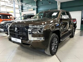 2025 Mitsubishi L200 VI, коричневый, 5649000 рублей, вид 1