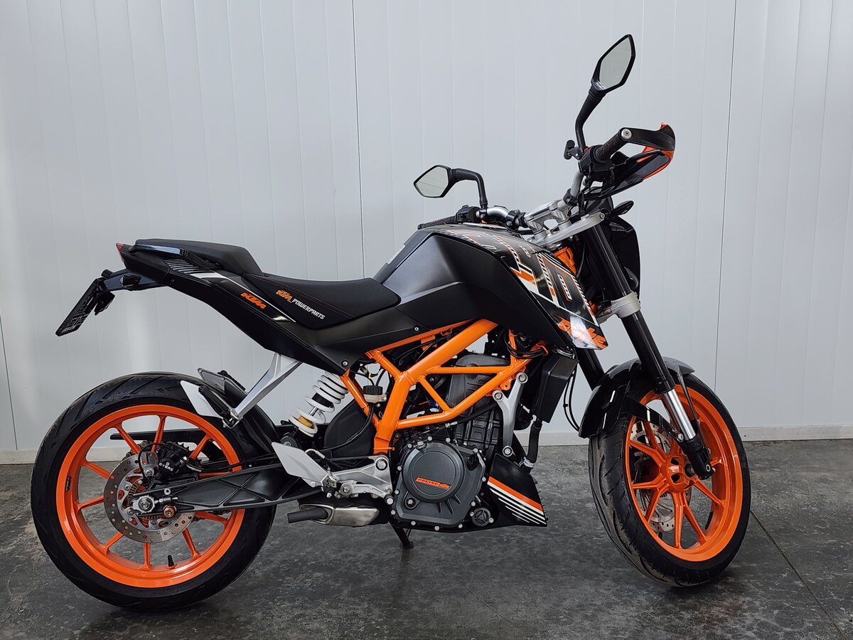 KTM 390 Duke
