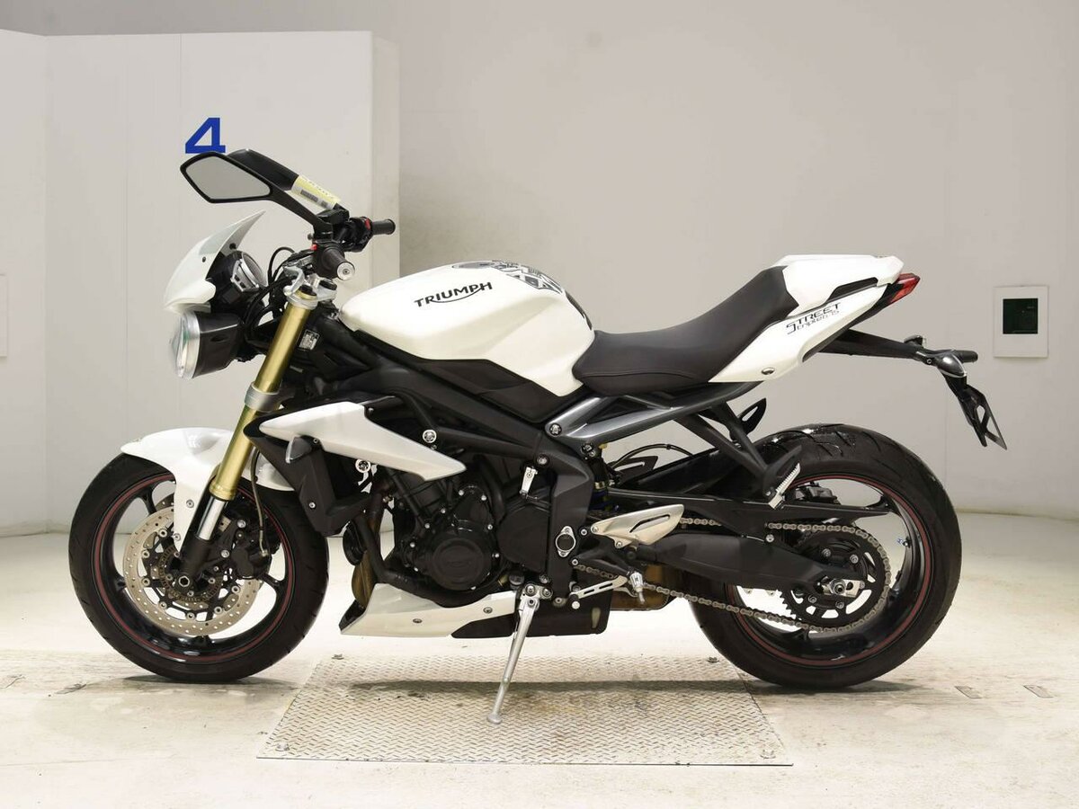 Triumph Street Triple