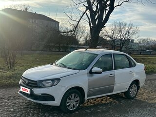 2021 Lada (ВАЗ) Granta I Рестайлинг, белый, 450000 рублей, вид 1