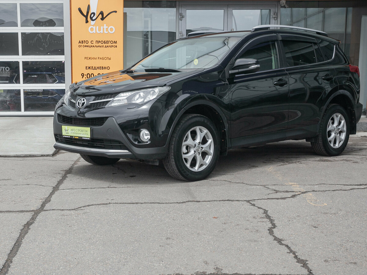 Toyota RAV4 IV (XA40)