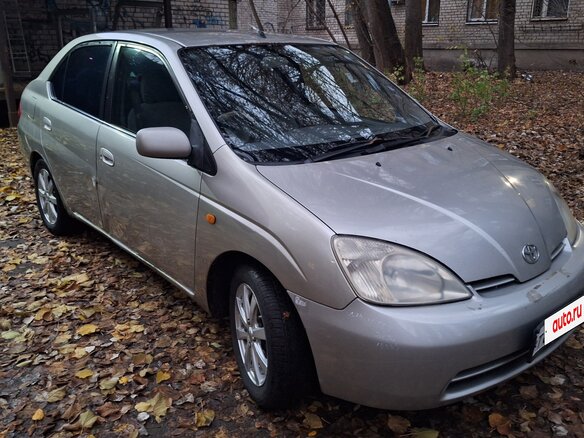 2000 Toyota Prius I Рестайлинг (XW10), серебристый, 230000 рублей - вид 4