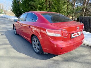 2009 Toyota Avensis III, красный, 795000 рублей, вид 4