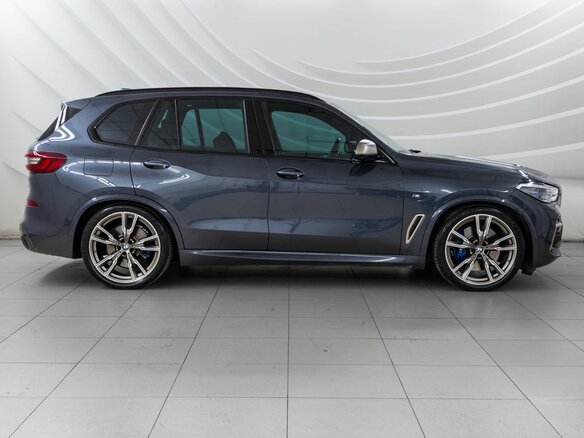 2020 BMW X5 30d IV (G05/G18), серый, 7158000 рублей - вид 7