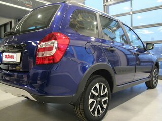 2025 Lada (ВАЗ) Granta Cross I Рестайлинг, синий, 1246000 рублей, вид 5