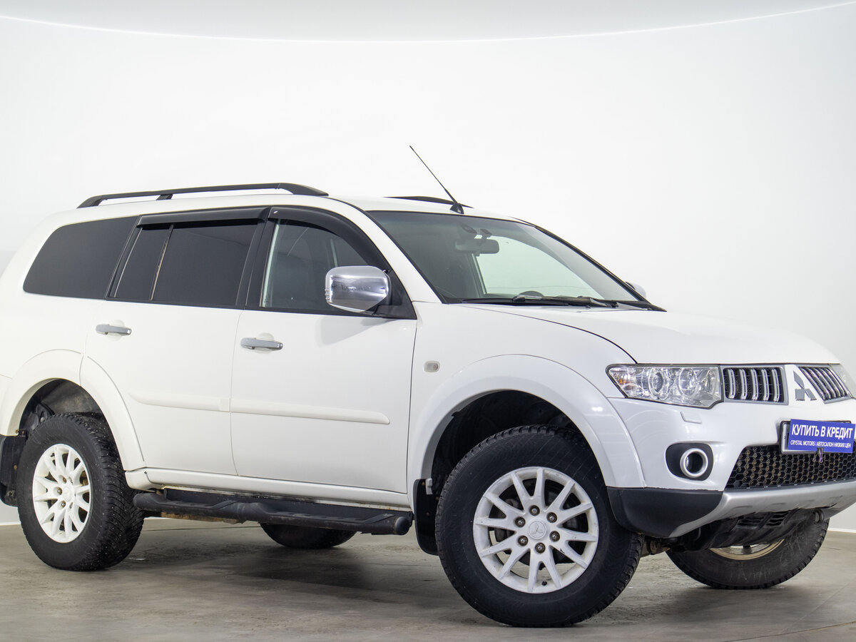 Mitsubishi Pajero Sport II