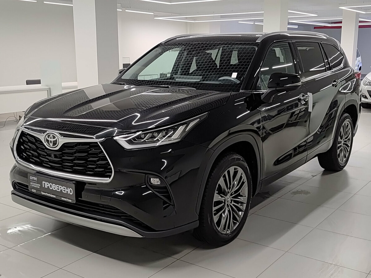 Toyota Highlander IV (U70)