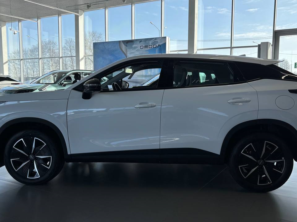 Omoda C5 II