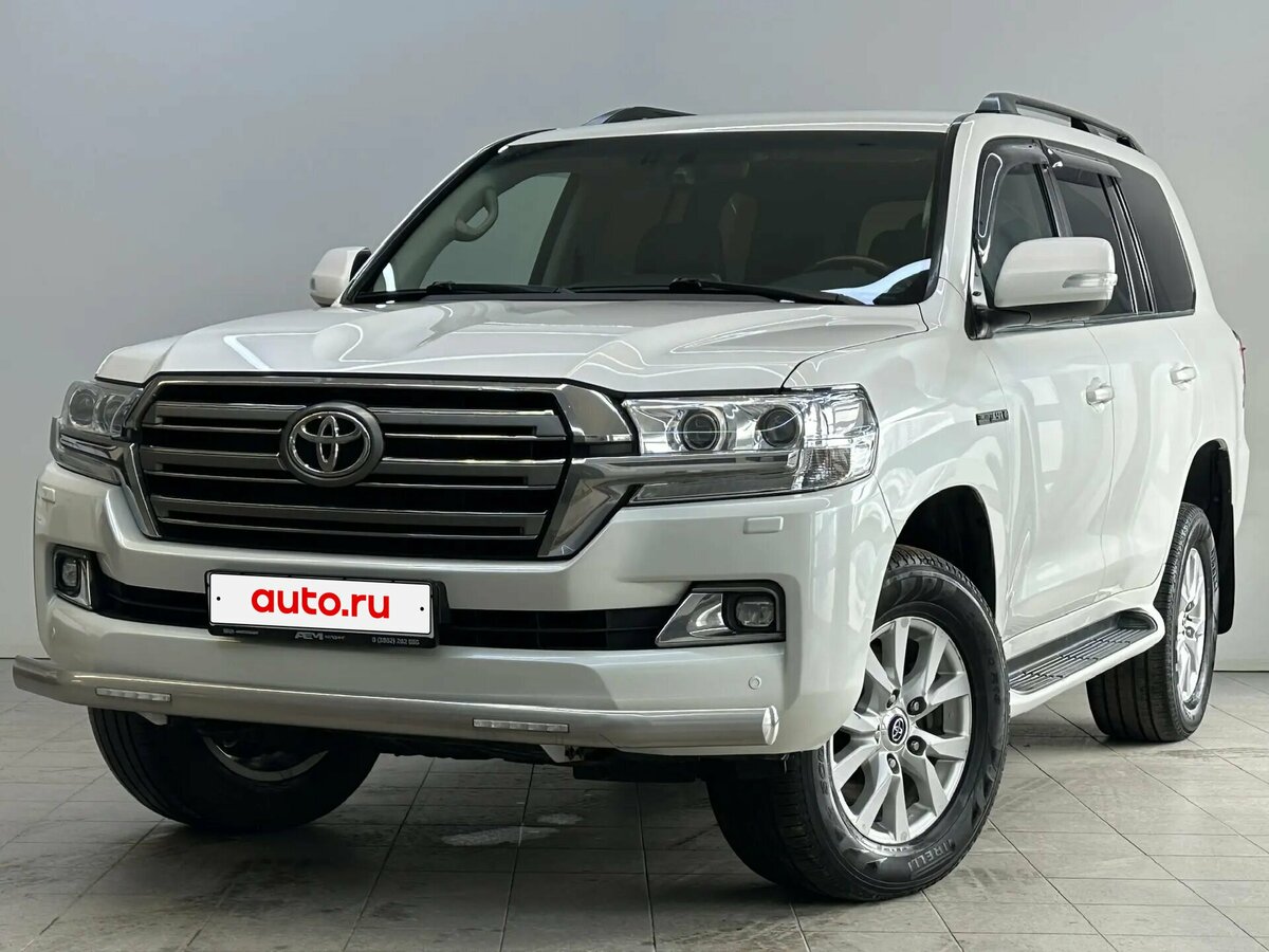 Toyota Land Cruiser 200 Series Рестайлинг 2