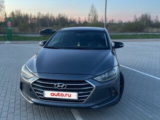 2018 Hyundai Elantra VI (AD), серебристый, 900000 рублей, вид 1