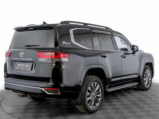 2021 Toyota Land Cruiser 300 Series, чёрный, 8670000 рублей, вид 5