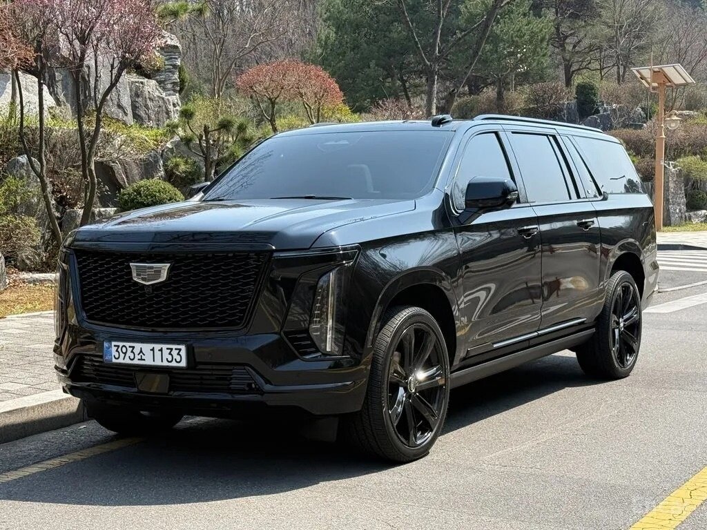 Cadillac Escalade ESV V Рестайлинг