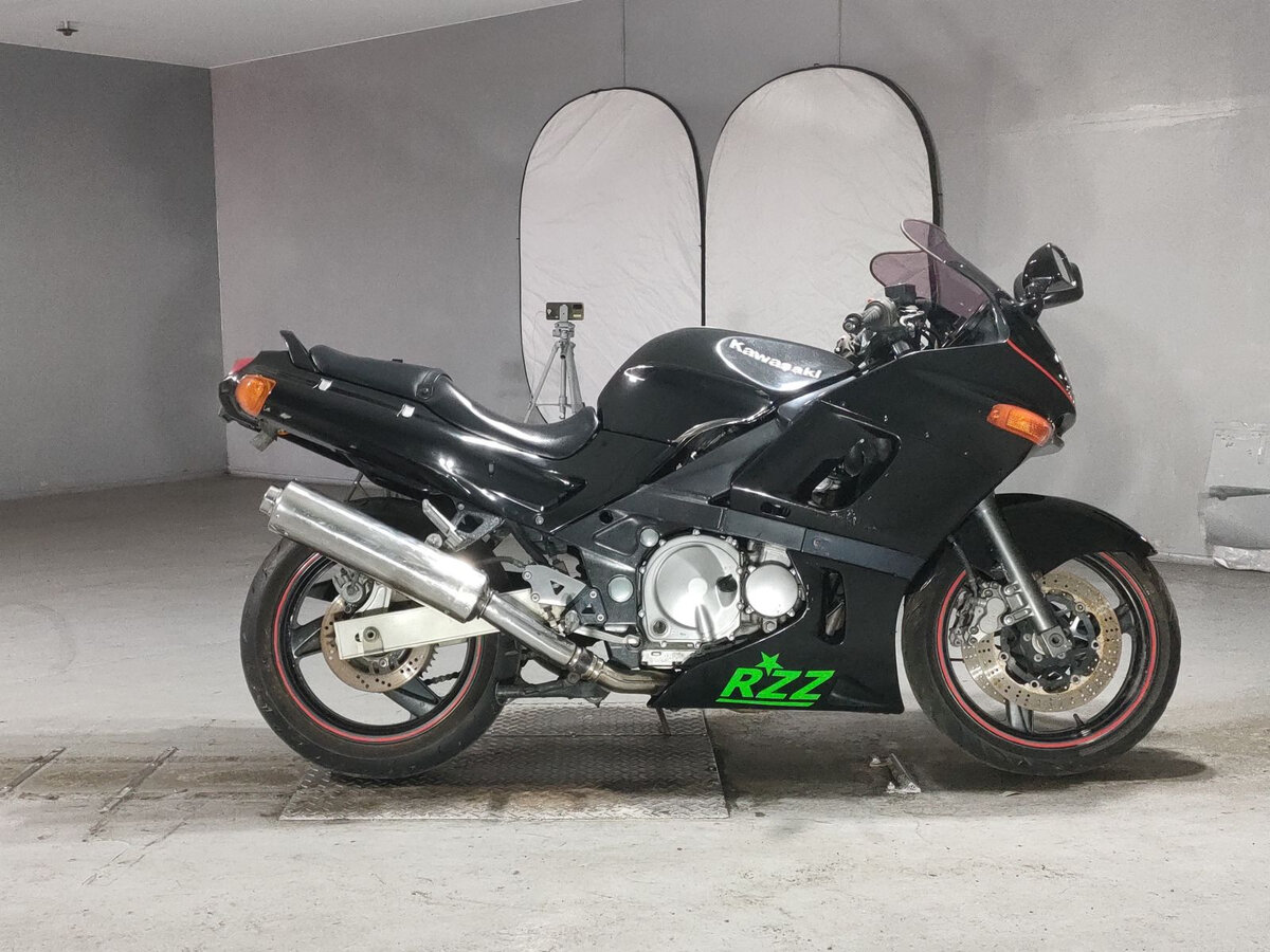 Kawasaki ZZR 400