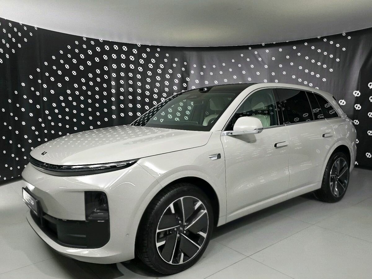 Li Auto (Lixiang) L6